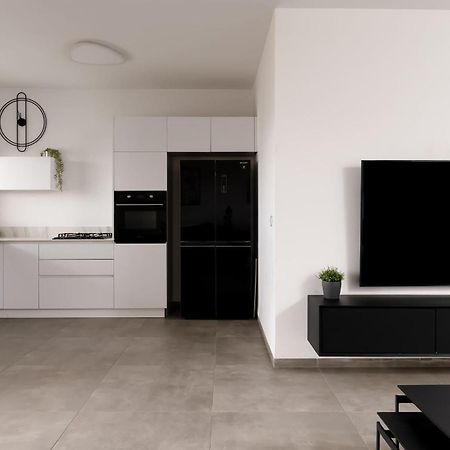 Stunning And Spacious In Kiryat Ata Qiryat Ata المظهر الخارجي الصورة